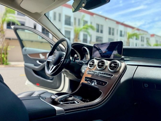 Bán xe Mercedes Benz C200 Excutive, sản xuất 2021, xe mới đẹp