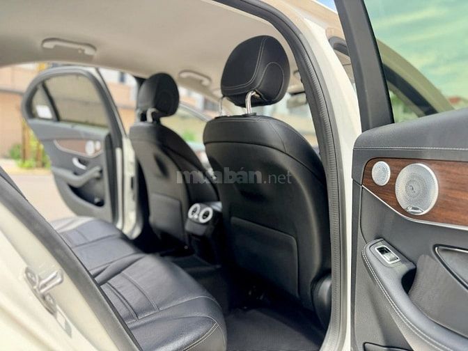 Bán xe Mercedes Benz C200 Excutive, sản xuất 2021, xe mới đẹp