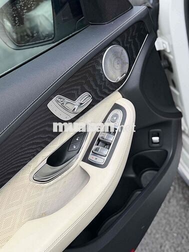 Mercedes-Benz C300 AMG 2017 Trắng 70000 km