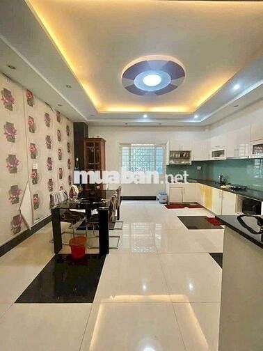 Cho Thuê Nhà 1 Trệt 3 Lầu 4PN 5WC 5x20m KDC Hoàng Quốc Việt