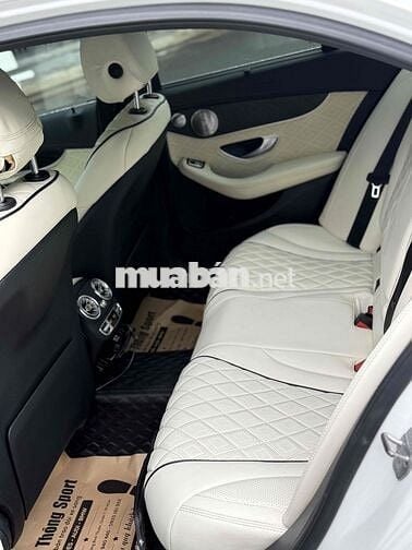 Mercedes-Benz C300 AMG 2017 Trắng 70000 km