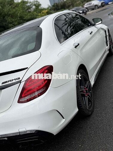 Mercedes-Benz C300 AMG 2017 Trắng 70000 km