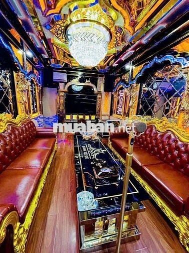  nhà 8 tầng thang máy ở + làm văn phòng ô tô tránh
