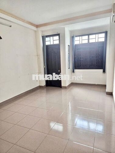 Nhà HXT Nguyễn Gia Trí| DT 4x18m| 25 Triệu| Xe Hơi Ngủ Trong Nhà