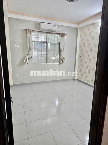 Nhà HXT Nguyễn Gia Trí| DT 4x18m| 25 Triệu| Xe Hơi Ngủ Trong Nhà