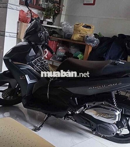 Honda Air Blade 160cc xám đen 2022