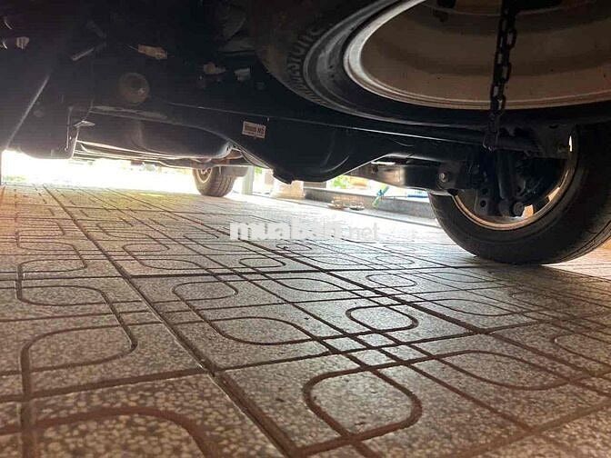 Toyota Innova 2.0E 2018đk19 Số sàn Đồng ánh kim