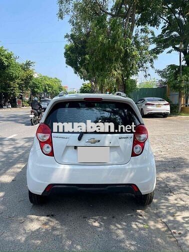 Chevrolet Spark 1.0MT 2016 Trắng Số sàn 5chỗ