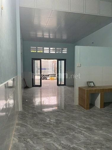 Cho thuê nhà mới xây, đường 2 xe tải tránh nhau, gần nhiều tiện ích
