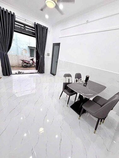 NC 3pn2wc 54m2 hẻm phan văn trị P10