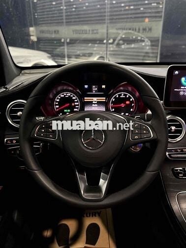 Mercedes GLC300 GLC63s 2019 56.000km Đỏ