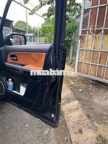 Suzuki Vitara 2.0 Tự động Xám Nhật Bản