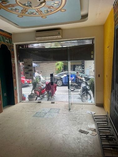 Cho thuê nhà mặt phố Thợ Nhuộm Hoàn Kiếm Hà Nội 
