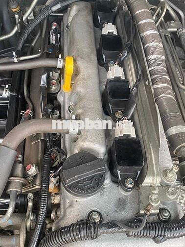 Suzuki Vitara 2.0 Tự động Xám Nhật Bản