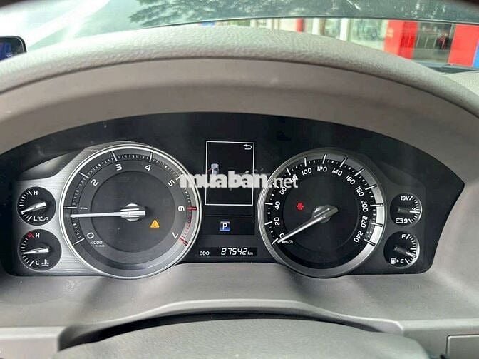 Toyota Land Cruiser VX 2016 88000 km Đen