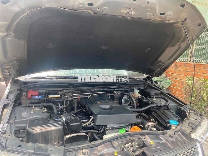Suzuki Vitara 2.0 Tự động Xám Nhật Bản