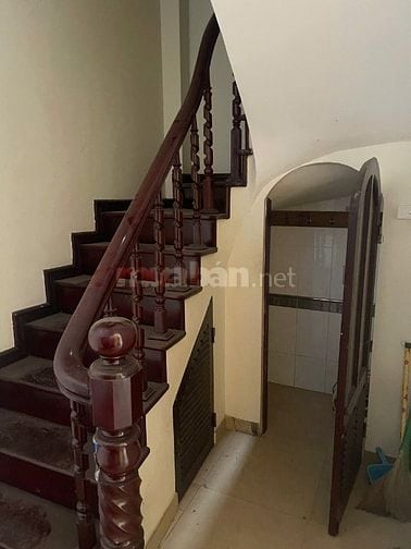 Cho thuê nhà mặt phố Thợ Nhuộm Hoàn Kiếm Hà Nội 