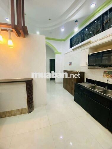 NHÀ 50M2 TÁCH BẾP FULL NỘI THẤT PHẠM HÙNG Q8 GIÁ 5TR8