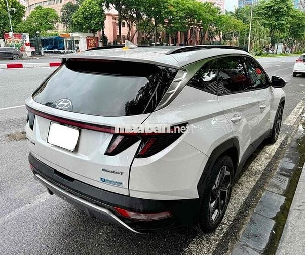 Hyundai Tucson 1.6 Turbo 2023 Trắng zin 2,8v km