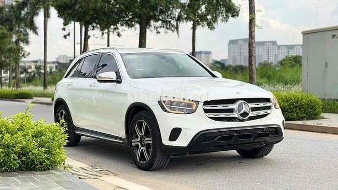 Mercedes-Benz GLC 200 4Matic 2021 Trắng siêu đẹp