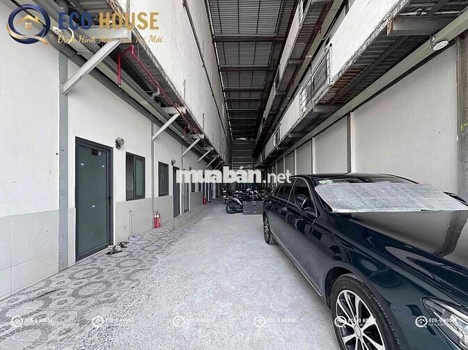 DUPLEX BAN CÔNG GẦN ĐH VĂN HIẾN,THUẬN TIỆN QUA Q11,Q10