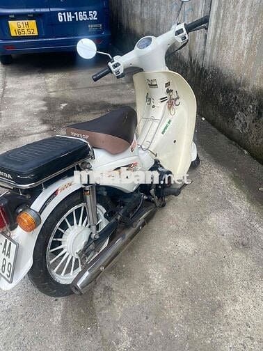 Honda Cub Trắng Cổ điển Xăng