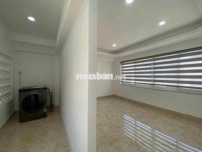 298 CHO THUÊ NHÀ MỚI 100% 3 TẦNG – 3PN + 1 PHÒNG ĐA NĂNG