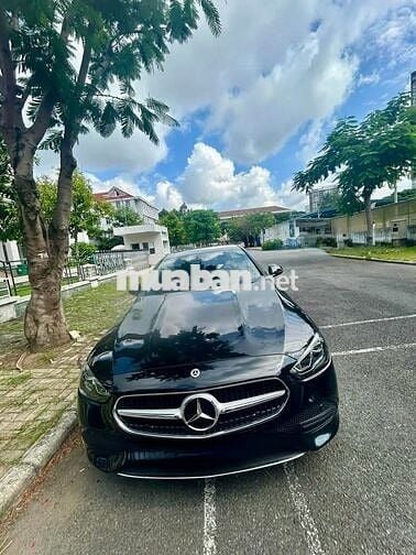 Mercedes-Benz C200 Advantgarde 2023 Đen <10.000km