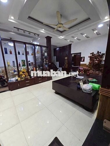 CHO THUÊ BIỆT THỰ ĐẲNG CẤP PHƯỜNG BÌNH HƯNG HÒA GIÁP TÂN PHÚ DT 12X21M