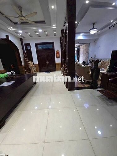 CHO THUÊ BIỆT THỰ ĐẲNG CẤP PHƯỜNG BÌNH HƯNG HÒA GIÁP TÂN PHÚ DT 12X21M
