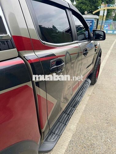 Ford Ranger XLS 4x2 Auto Vàng cát