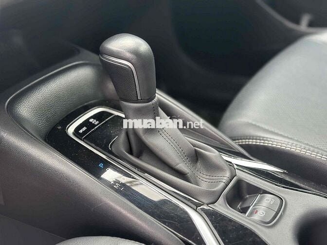 Toyota Corolla Altis 1.8V 2022 LƯỚT 2 VẠN RẤT MỚI