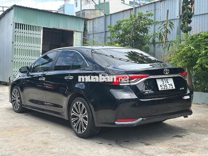 Toyota Corolla Altis 1.8V 2022 LƯỚT 2 VẠN RẤT MỚI