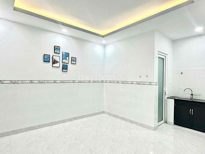 Phòng cho thuê KDC 13E Intresco, Kế bên ĐH UEH, VHU Nguyễn Văn Linh,BC