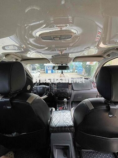 Ford Ranger XLS 4x2 Auto Vàng cát