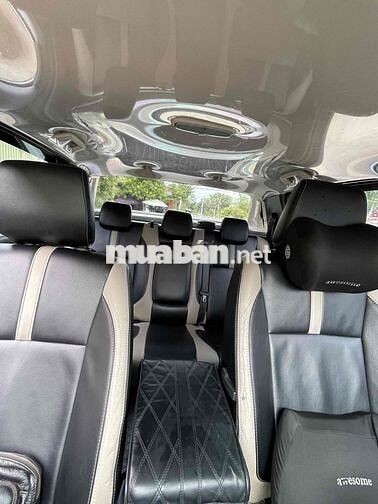 Ford Ranger XLS 4x2 Auto Vàng cát