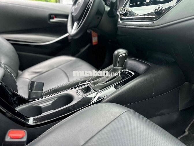 Toyota Corolla Altis 1.8V 2022 LƯỚT 2 VẠN RẤT MỚI
