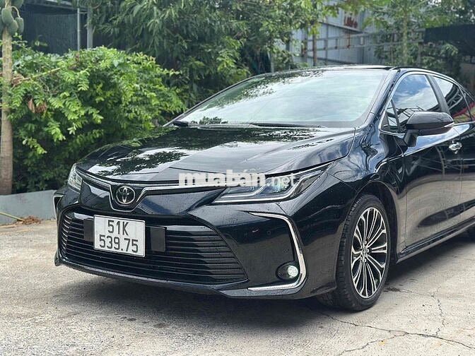Toyota Corolla Altis 1.8V 2022 LƯỚT 2 VẠN RẤT MỚI
