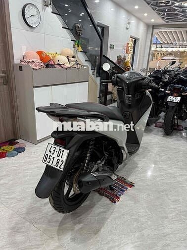Honda SH 125i 2018 Xám xi măng Zin