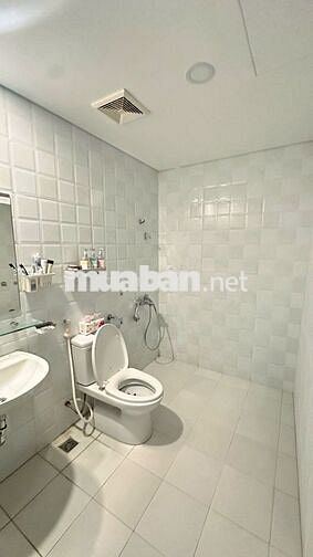 Cho Thuê 3PN 102m² N03T5 Ngoại Giao Đoàn - Chỉ 15.5 Triệu - Vào Ở Ngay
