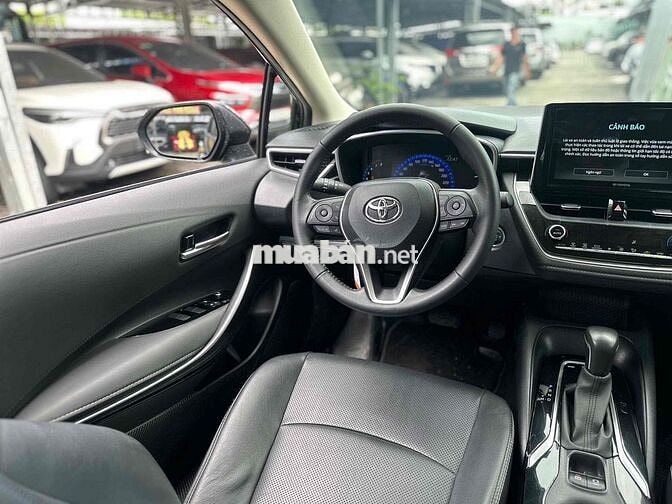 Toyota Corolla Altis 1.8V 2022 LƯỚT 2 VẠN RẤT MỚI