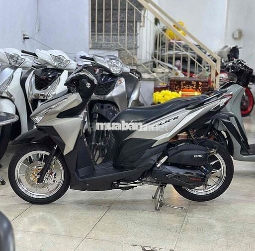Vario 150 Mẫu Cũ  2018 Nâu Xám Đen.BSTP.Xe đẹp
