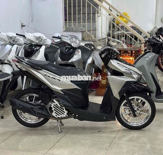 Vario 150 Mẫu Cũ  2018 Nâu Xám Đen.BSTP.Xe đẹp