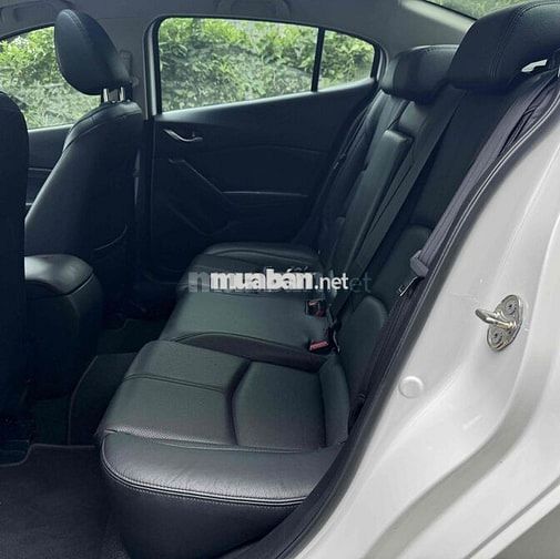 Mazda Mazda 3 2017 Trắng odo 10.000km