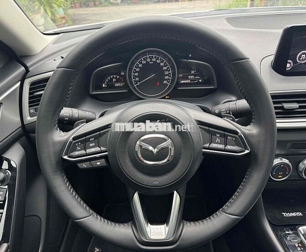 Mazda Mazda 3 2017 Trắng odo 10.000km