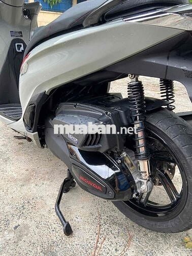 Honda SH350i Xám xi măng Thái Lan