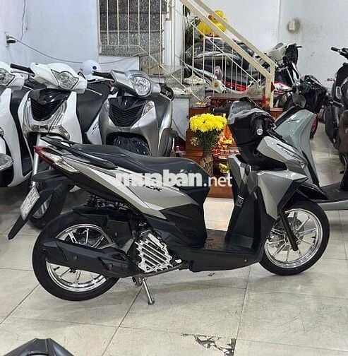 Vario 150 Mẫu Cũ  2018 Nâu Xám Đen.BSTP.Xe đẹp