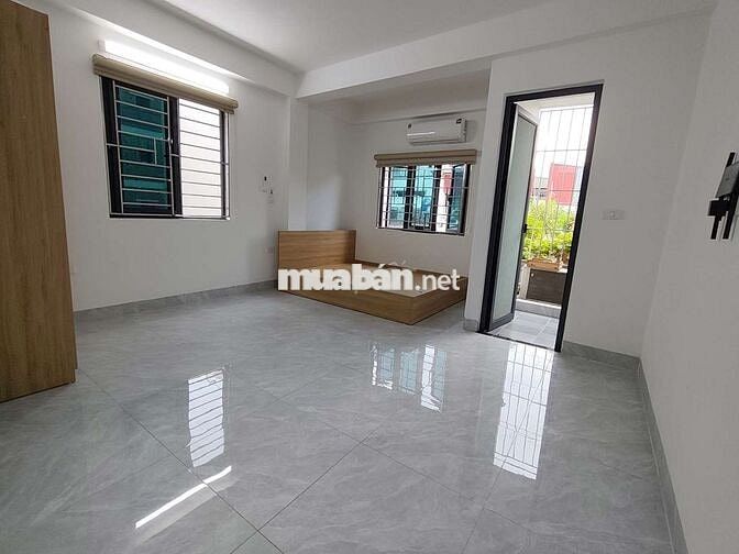 CHÍNH CHỦ 30M2 PHÒNG GÓC THOÁNG MÁT BAN CÔNG THANG MÁY
