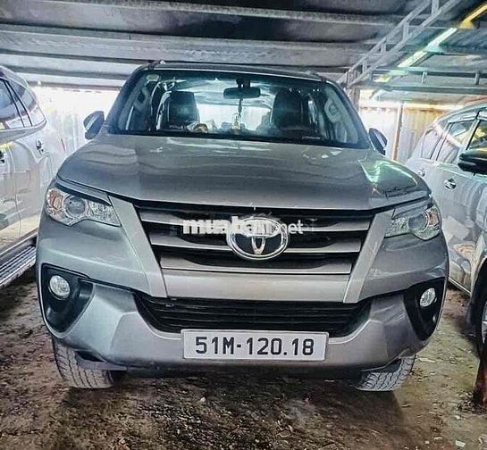 Toyota Fortuner 2018 Dầu Xám