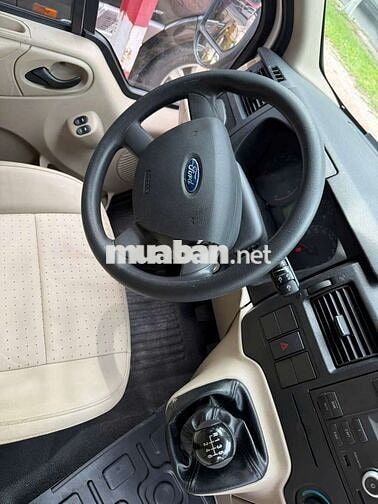 Ford Transit 2017 Luxury 16 chỗ Số sàn Đỏ